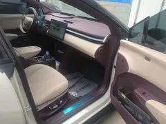 2025 Zeekr X 5 seats Long Range, белый — фото 8