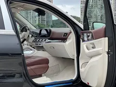 2021 Mercedes-Benz Maybach GLS 600 4MATIC, чёрный — фото 7