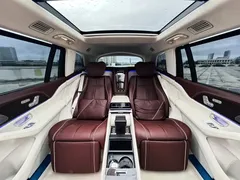 2021 Mercedes-Benz Maybach GLS 600 4MATIC, чёрный — фото 11