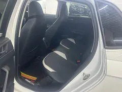 2021 Volkswagen Polo Plus 1.5L AT Colorful Tech, белый — фото 3