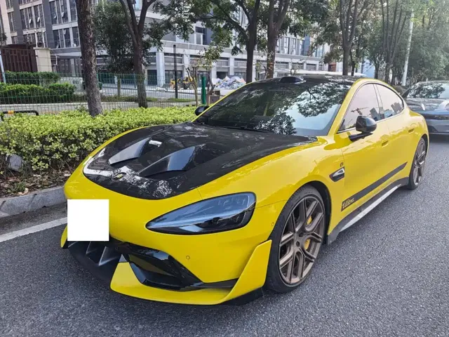2025 Xiaomi SU7 Ultra Ultra