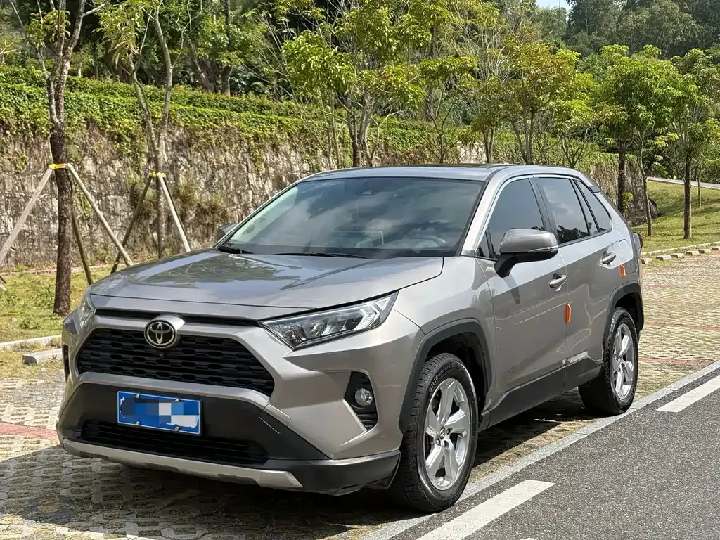 2020 Toyota RAV4 2.0L CVT 4WD Fashion