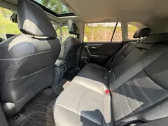 2020 Toyota RAV4 2.0L CVT 4WD Fashion — фото 6