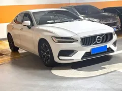 2021 Volvo S60 T4 Luxury, белый — фото 2