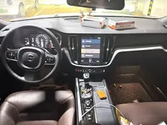 2021 Volvo S60 T4 Luxury, белый — фото 8