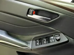 2019 Toyota Avalon 2.0L Advance China 6, чёрный — фото 11