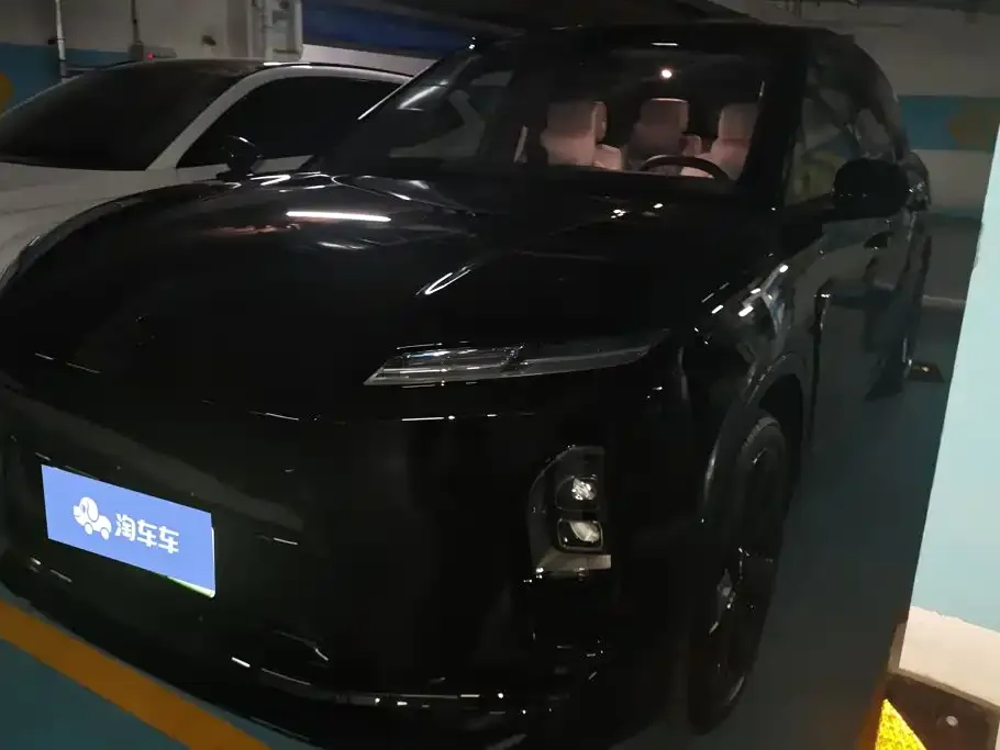 2026 Nio ES8 6-seat Executive Signature