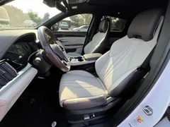 2025 BYD Song PLUS DM-i 112KM PHEV Premium, белый — фото 11