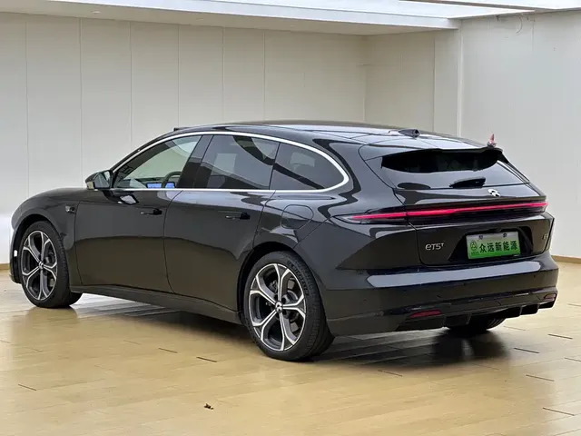 2025 Nio ET5T 75kWh Touring