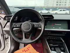 2023 Audi A3 Sportback 35 TFSI Luxury, белый — фото 12
