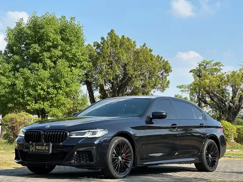 2022 BMW 5 Series 530Li Leading M Sport Package