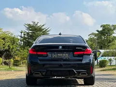 2022 BMW 5 Series 530Li Leading M Sport Package, чёрный — фото 12