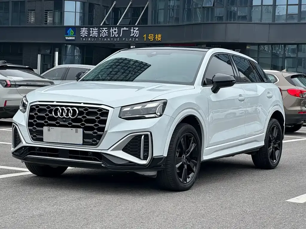 2022 Audi Q2L 35 TFSI Fashion Sport