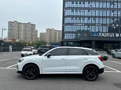 2022 Audi Q2L 35 TFSI Fashion Sport, белый — фото 4