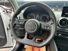 2022 Audi Q2L 35 TFSI Fashion Sport, белый — фото 13