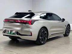 2022 Zeekr 001 Long Range Dual Motor WE EV — фото 4