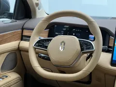 2024 Aito M7 1.5T Smart Driving 4WD Ultra 5-seat, синий — фото 23