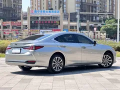 2022 Lexus ES 200 Excellence — фото 5