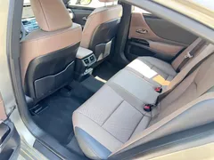 2022 Lexus ES 200 Excellence — фото 10