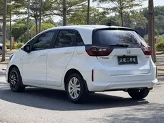 2021 Honda Fit 1.5L CVT, белый — фото 7
