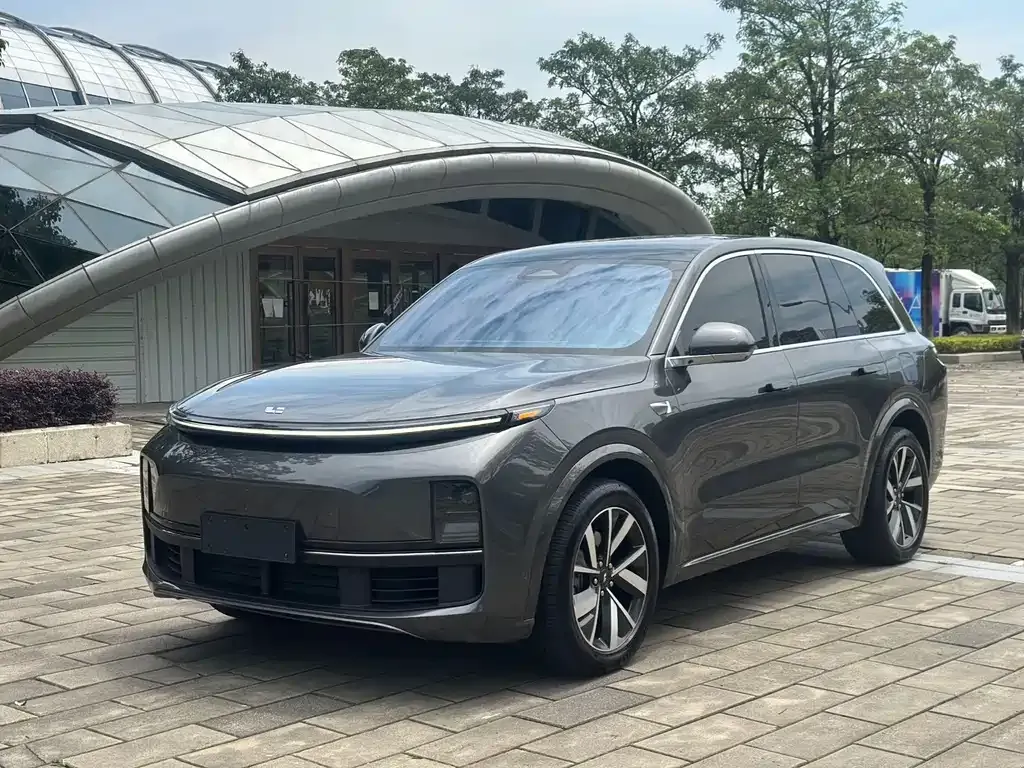 2023 Li Auto L8 Air