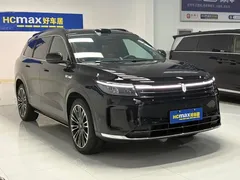 2024 Aito M7 1.5T Smart Driving 4WD Ultra 5-seat, чёрный — фото 3