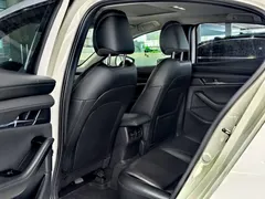 2022 Mazda 3 2.0L AT, белый — фото 6