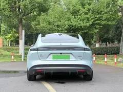2022 Nio ET5 75kWh, синий — фото 11