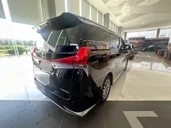 2020 Lexus LM 300h 7-seat, чёрный — фото 8