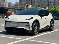 2023 Zeekr X 4WD YOU 4-seat, белый — фото 1