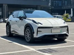 2023 Zeekr X 4WD YOU 4-seat, белый — фото 3