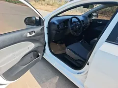 2020 Kia Pegas 1.4L AT Comfort Sunroof, белый — фото 16