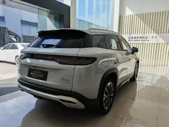 2026 BYD Song Ultra EV 710km Excellence, белый — фото 7