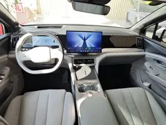 2026 BYD Song Ultra EV 710km Excellence, белый — фото 13