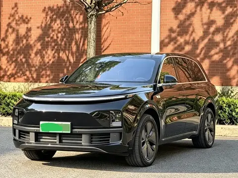 2024 Li Auto L8