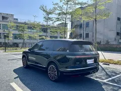 2026 Nio ES8 6-seat Executive Signature, чёрный — фото 4