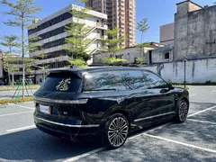 2026 Nio ES8 6-seat Executive Signature, чёрный — фото 6