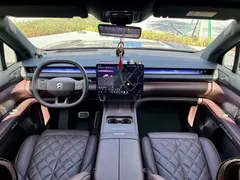 2026 Nio ES8 6-seat Executive Signature, чёрный — фото 17