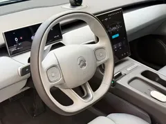 2024 Nio ET5T 75kWh Touring — фото 14
