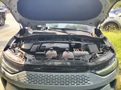 2024 Leapmotor C11 EREV 300 Premium — фото 21