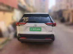 2021 Toyota RAV4 2.0L CVT 2WD Fashion, белый — фото 3