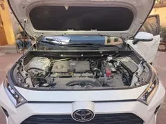 2021 Toyota RAV4 2.0L CVT 2WD Fashion, белый — фото 16