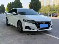2022 Honda Accord 2.0L Hybrid, белый — фото 3