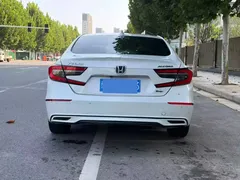 2022 Honda Accord 2.0L Hybrid, белый — фото 5