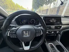 2022 Honda Accord 2.0L Hybrid, белый — фото 12
