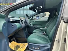 2023 Zeekr X RWD ME 5-seat, белый — фото 8