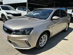 2021 Geely Emgrand UP 1.5L MT Luxury — фото 1