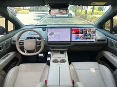 2025 Li Auto i6 4WD Standard, чёрный — фото 16