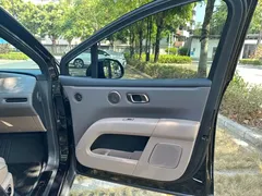 2025 Li Auto i6 4WD Standard, чёрный — фото 25