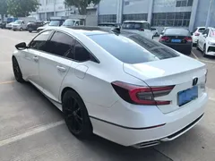 2022 Honda Accord 260TURBO Luxury, белый — фото 4